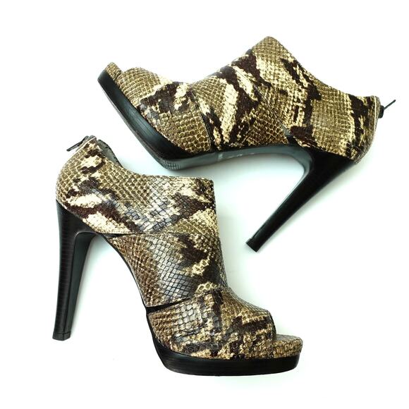 Gianni Bini Snake Animal Print Peep Toe Stiletto Heel Leather Booties Size 9 - Picture 7 of 7
